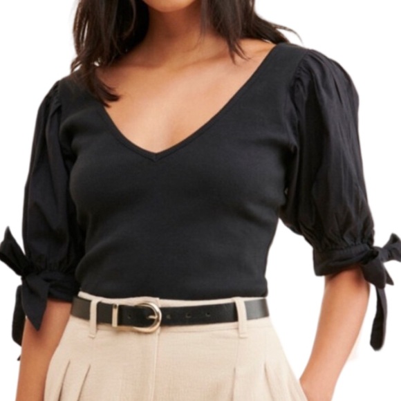 Maeve Tops - Anthropologie Maeve Black Puff Sleeve V Neck Tie Cuff Knit Top Womens Large